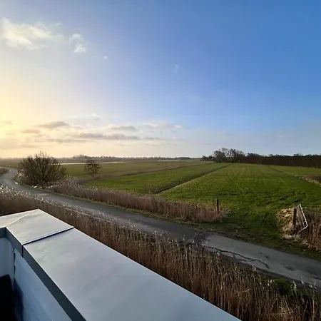 Holiday home Haus Wera *